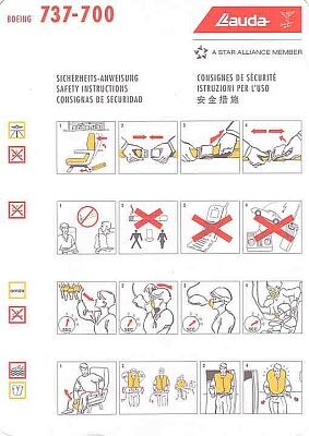 lauda air boeing 737-700.jpg